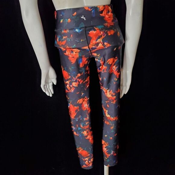 Joy Lab Black & Orange Floral Leggings (XS) - Picture 6 of 7